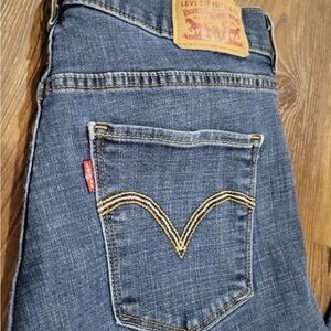 Levi's Classic Bootcut Jeans in Blue